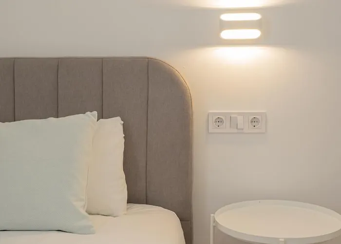 U-nique Alferez شقة